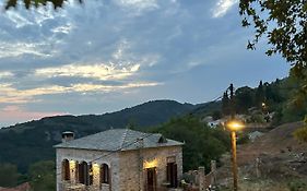 Γιούλη